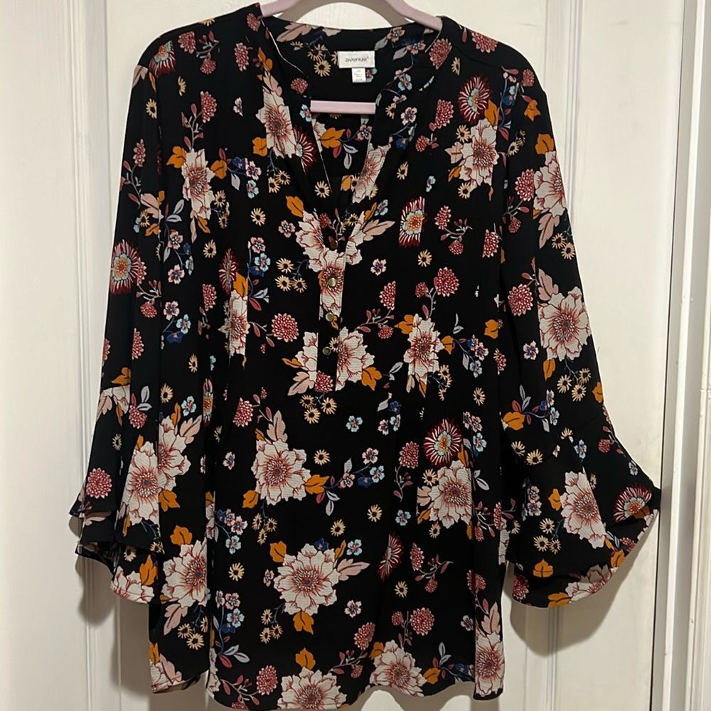 Avenue floral top